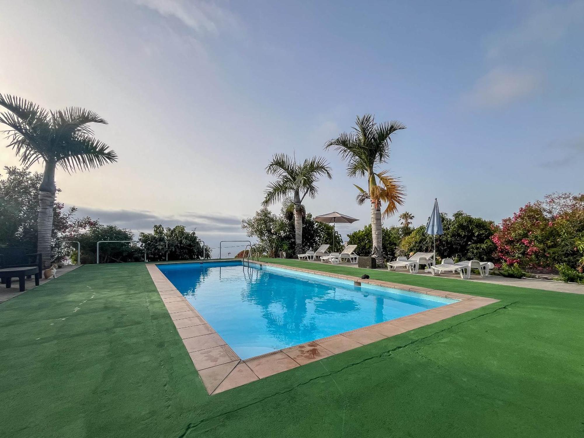 Lightbooking Luymar Con Piscina Mazo Екстериор снимка